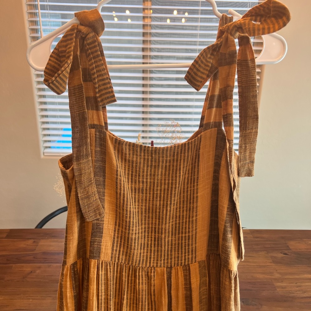 Angie Spring dress - Picture 2 of 5